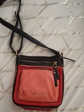 Mia K Farrow Coral and Black Crossbody Bag